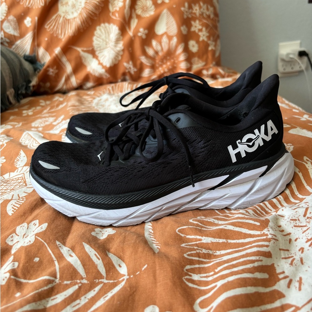 HOKA ONE ONE Clifton 8 Black and White Women’s Sneakers